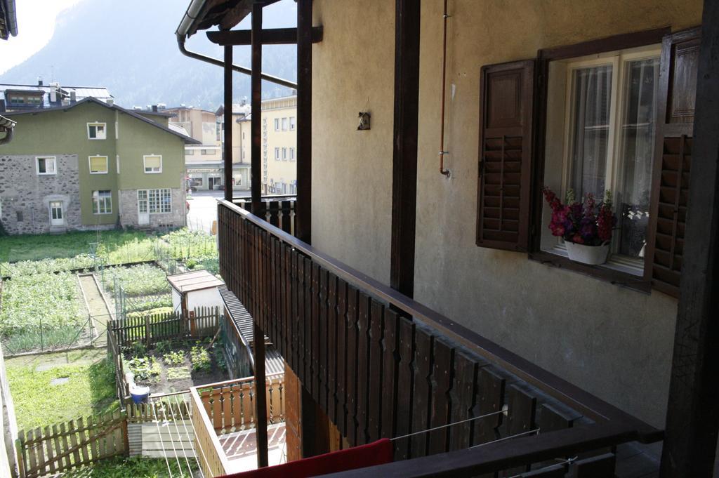 Casa Basilio Apartment Predazzo Phòng bức ảnh